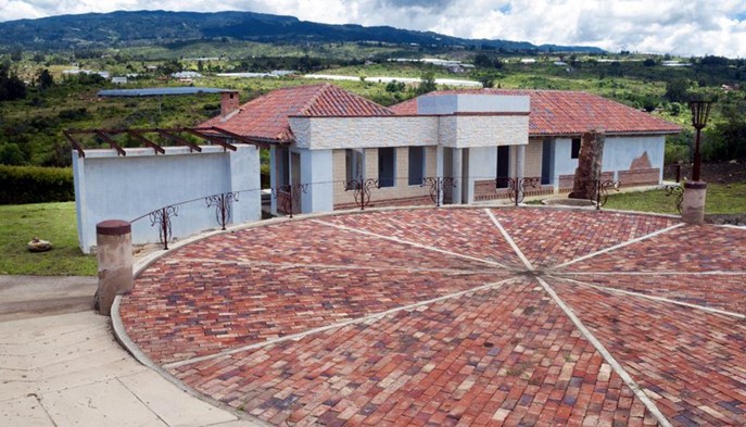 Benefactores - Fundación ATHOS - Villa de Leyva, Boyacá - image - 2