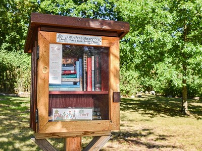 The Little Free Library Colombia - Fundación ATHOS - Villa de Leyva, Boyacá - image - 3